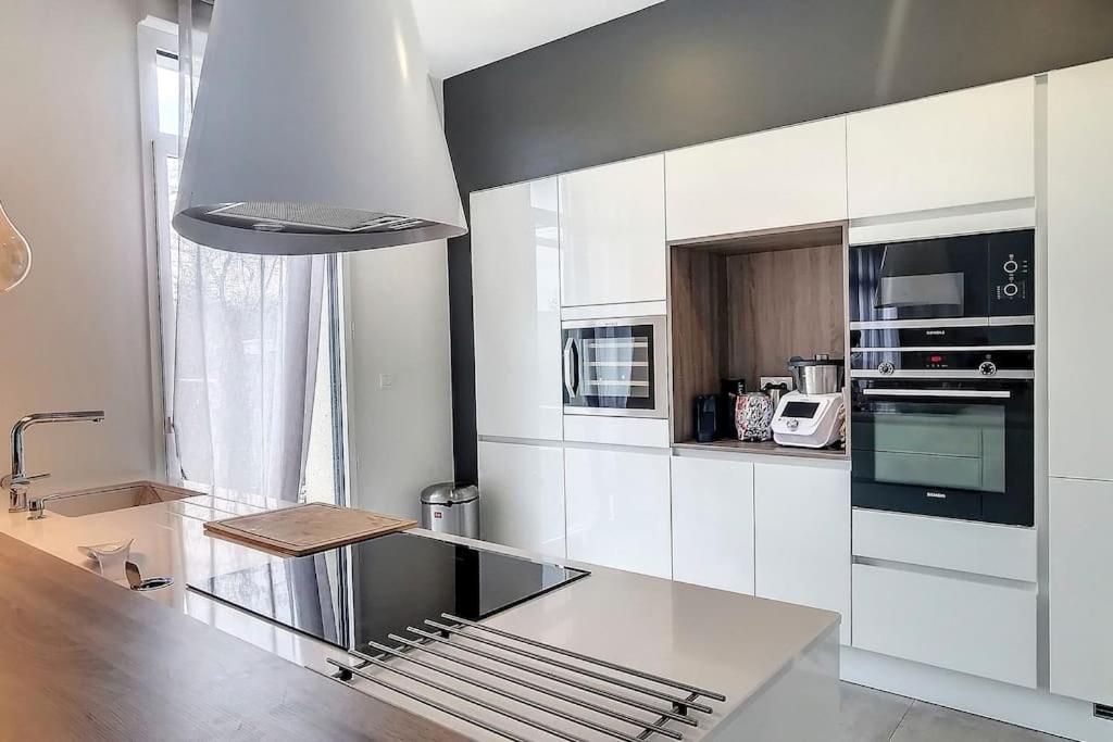 Apartamento Duplex En Rez De Jardin Neuville-sur-Saône Exterior foto
